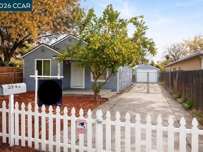 3743 23rd Ave