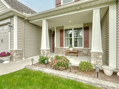 280 Carriage Path Ct