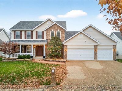 82 N Hillview Dr