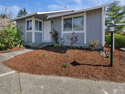 708 Salzburg Lane SE