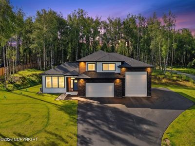 678 W Birdnest Dr
