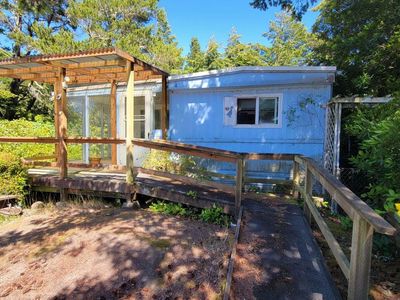 1600 Rhododendron Dr Space 24