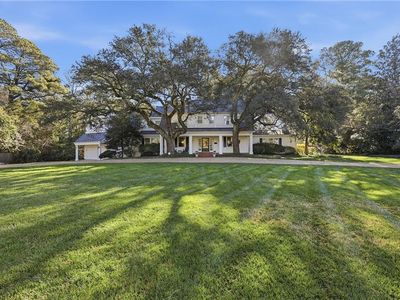 1048 Algonquin Rd