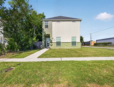 2945 Gordon Ave