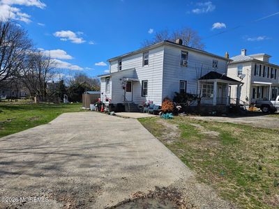 104 N Franklin Street