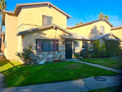 11 Eastridge Ln