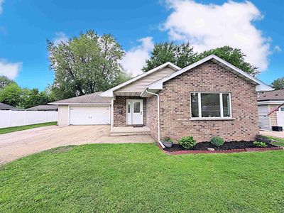 840 Gross Ave