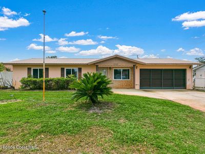 3245 Heather Dr