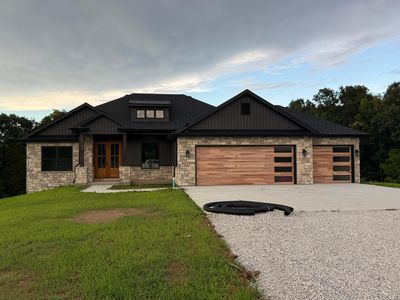 8944 N Highway Vv