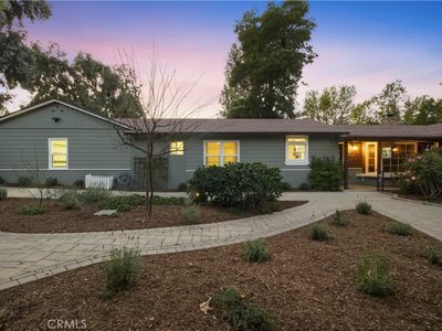 22121 Avenue Morelos