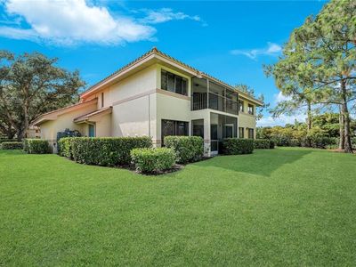 142 Bennington DR #8
