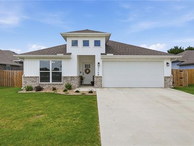 2160 Bluebonnet Ln