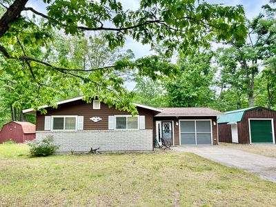 3327 Pleasant View Dr
