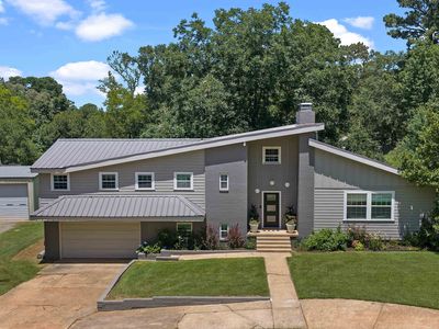 1066 S Bob White Rd