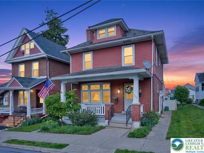 526 11th Ave