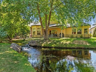 1908 S Stream Pointe Ln