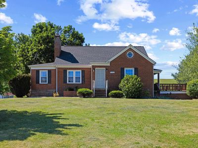 3246 Churchville Ave