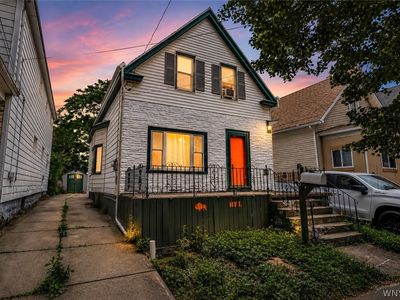 418 Ideal St