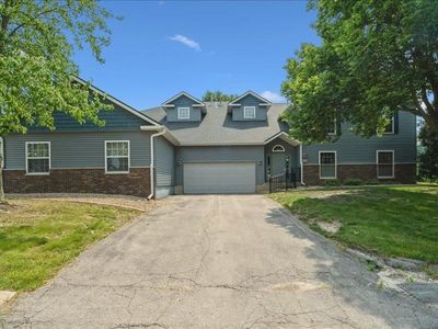 4625 Westchester Dr NE UNIT D