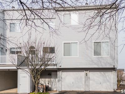 86 Staffordshire Commons Drive