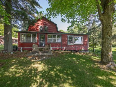 8612 Cabin Camp Dr NE