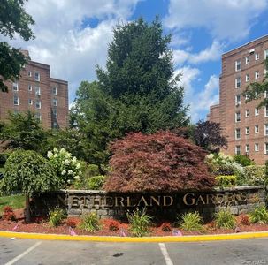 5620 Netherland Avenue #5D