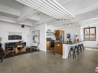 746 S Los Angeles St APT 706