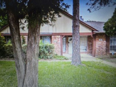 9512 Clipperwood Pl