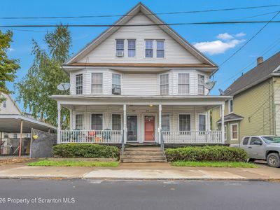818-820 W Locust St