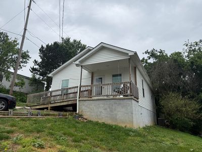 205 Broyles St