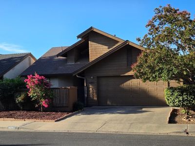 1804 Oak Leaf Dr