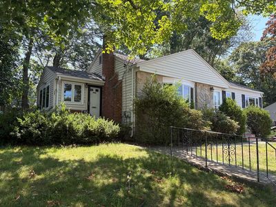 Property at 90 Westview Dr, Norwood, MA