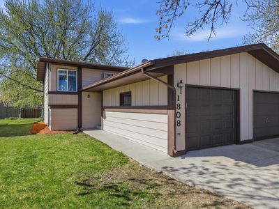 1808 28th Ave S