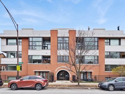 2065 N Kedzie Ave #217