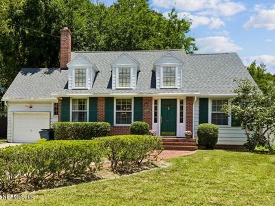 1729 DOGWOOD Place