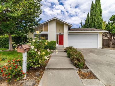 1018 Woodlark Court