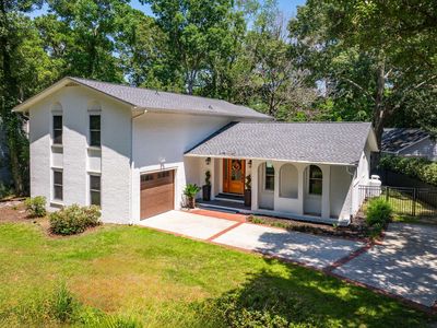 1055 Royalist Rd