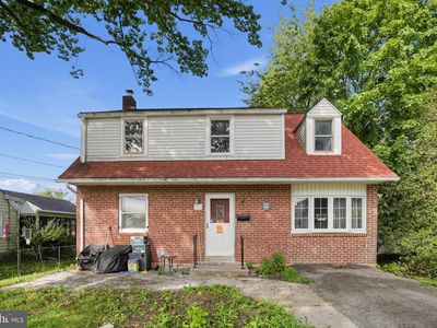 Property at 106 N Norwinden Dr, Springfield, PA