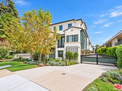 1022 La Cadena Ave #B