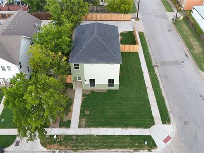 2945 Gordon Ave