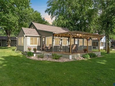 6585 Wentworth Park Dr