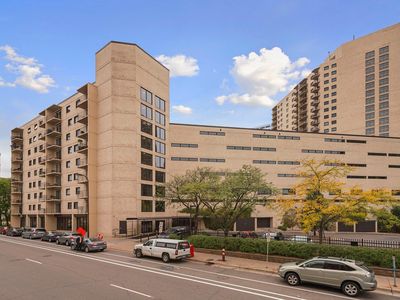 1200 Nicollet Mall APT 518