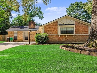 2714 Longleaf Pines Dr