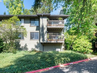 7542 SW Barnes Rd Unit C