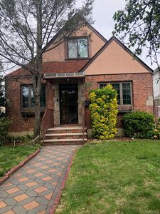 8217 263rd Street