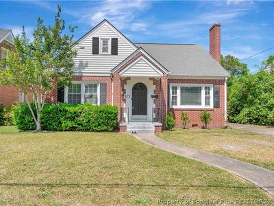 212 W 18th St
