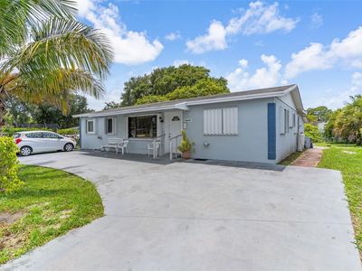 20630 NW 37th Ct