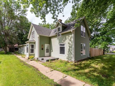 411 W Cedar St
