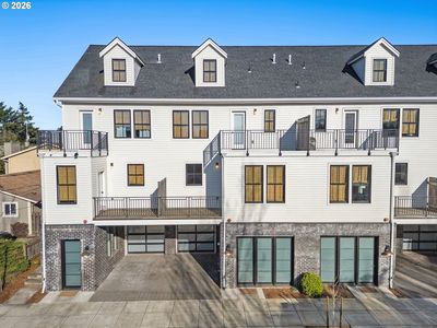 516 NE 56th Ave