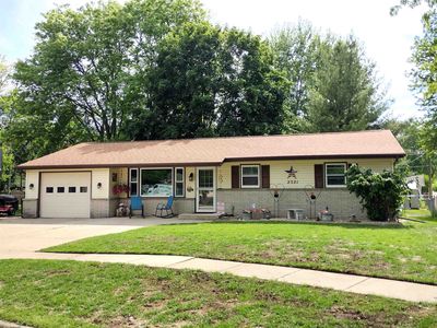 2321 Devon Ct